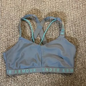 Under armour sports bra size L